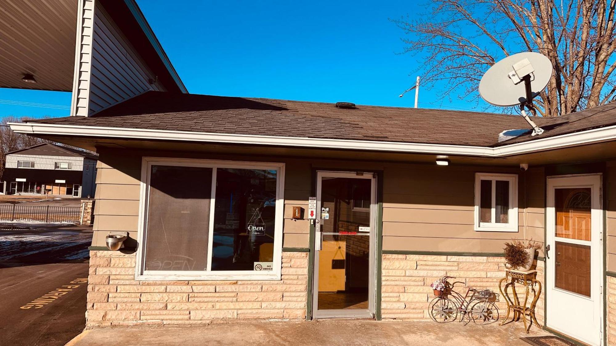 Currys Motel By Oyo Saginaw Mi Dış mekan fotoğraf